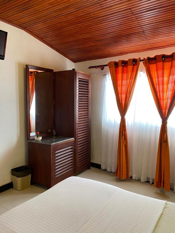 Beach Walk Hotel Unawatuna Eksteriør bilde